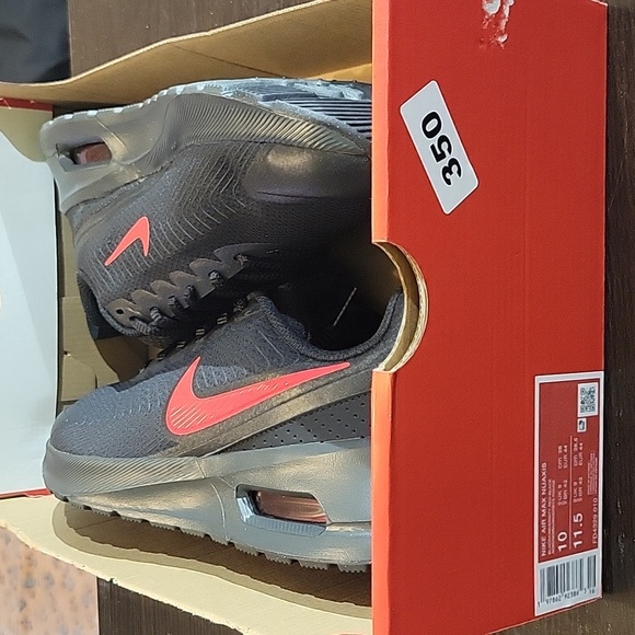 Nike Air Max Nuaxis in the "Black University Red" Mens 10 Womens 11.5 NWT & BOX - Picture 10 of 11